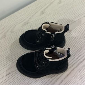Ugg snowboots for toddler